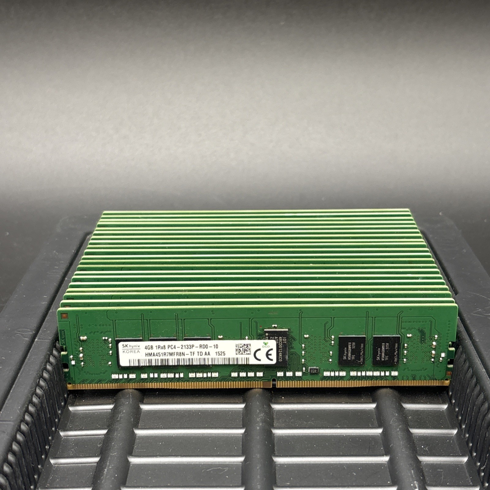 Lot of 20 SK Hynix 4GB 1Rx8 PC4-2133P ECC RDIMM Server RAM HMA451R7MFR8N-TF