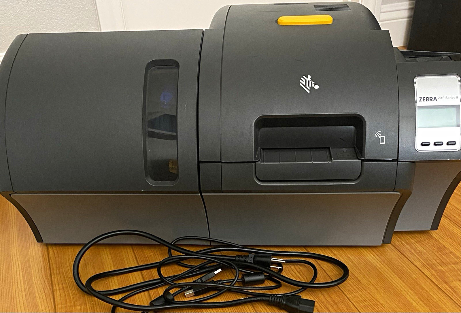 Zebra ZXP Series 9 Retransfer Card Printer w/ Lamination Module Z94-AM0C0000US00