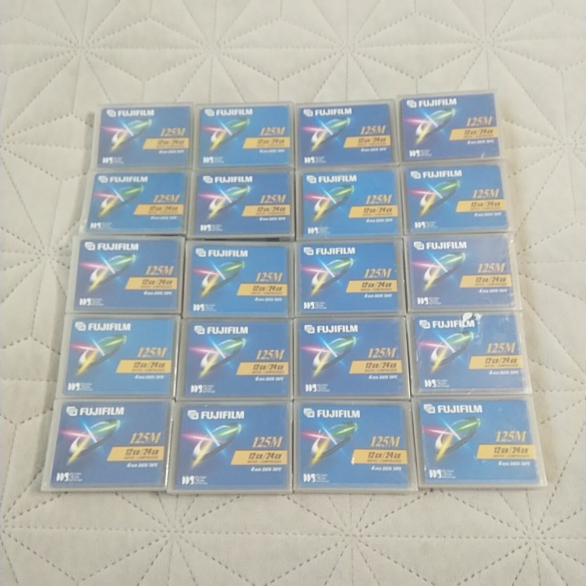 Lot of 20 Sealed FujiFilm DDS3 125m 12gb/24gb(compressed) 4mm Data Tape Fuji 