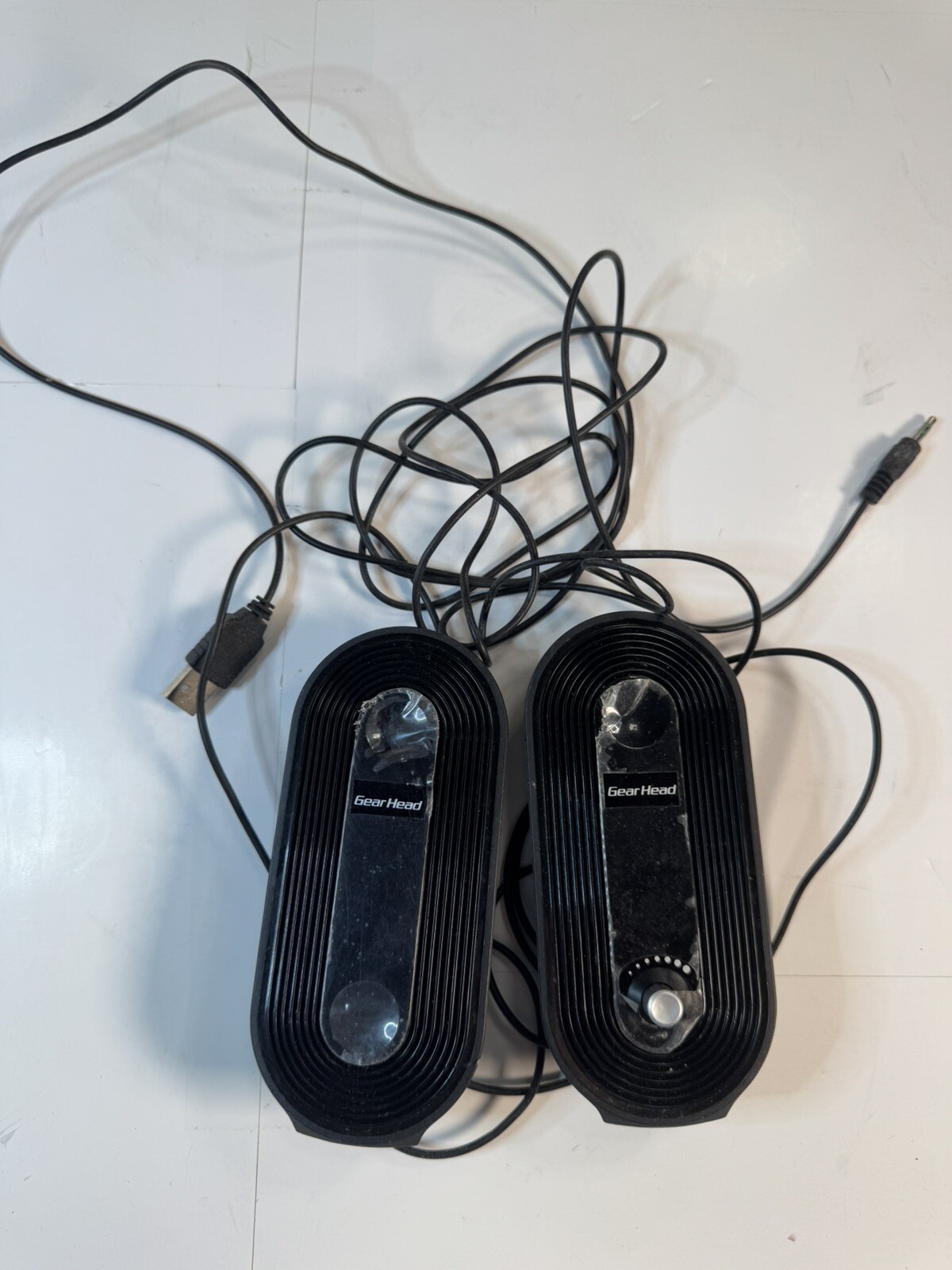 Gear Head USB 2.0 Flat Panel Speakers for Home Office NEW Model SP2500USB