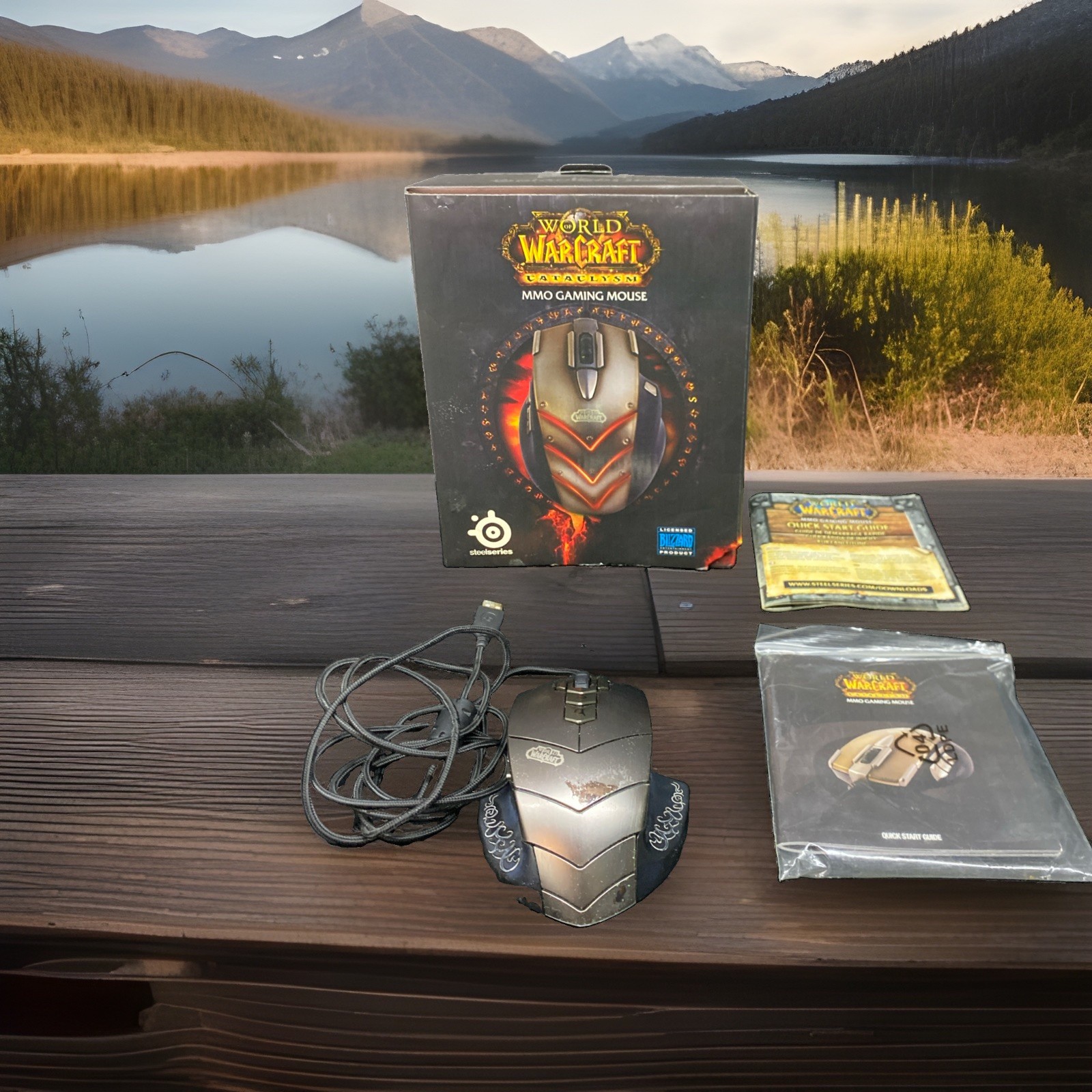 World of Warcraft Cataclysm (62100) Wired MMO Gaming Mouse  W Box Manual Works