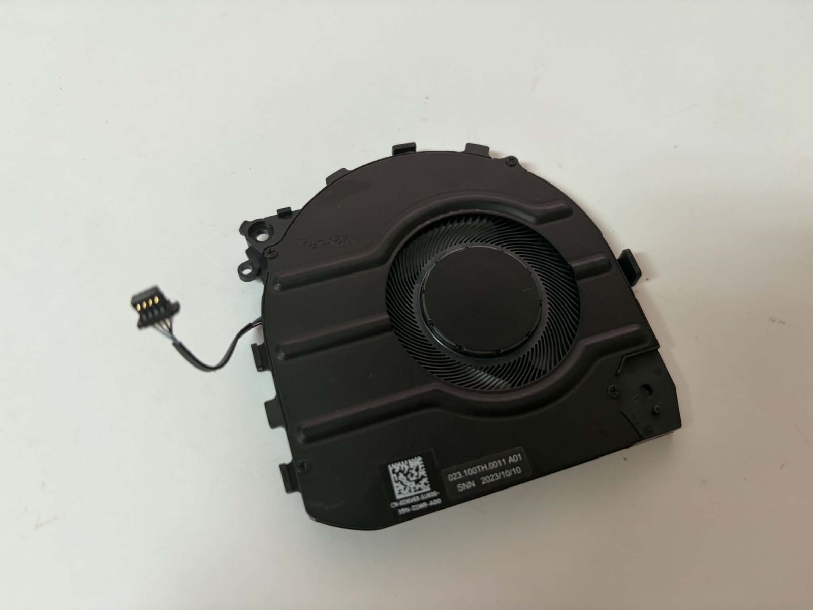 Dell Latitude 13.3” 7340 Genuine Laptop CPU Cooling Fan D6V6X 023.100TH.0021