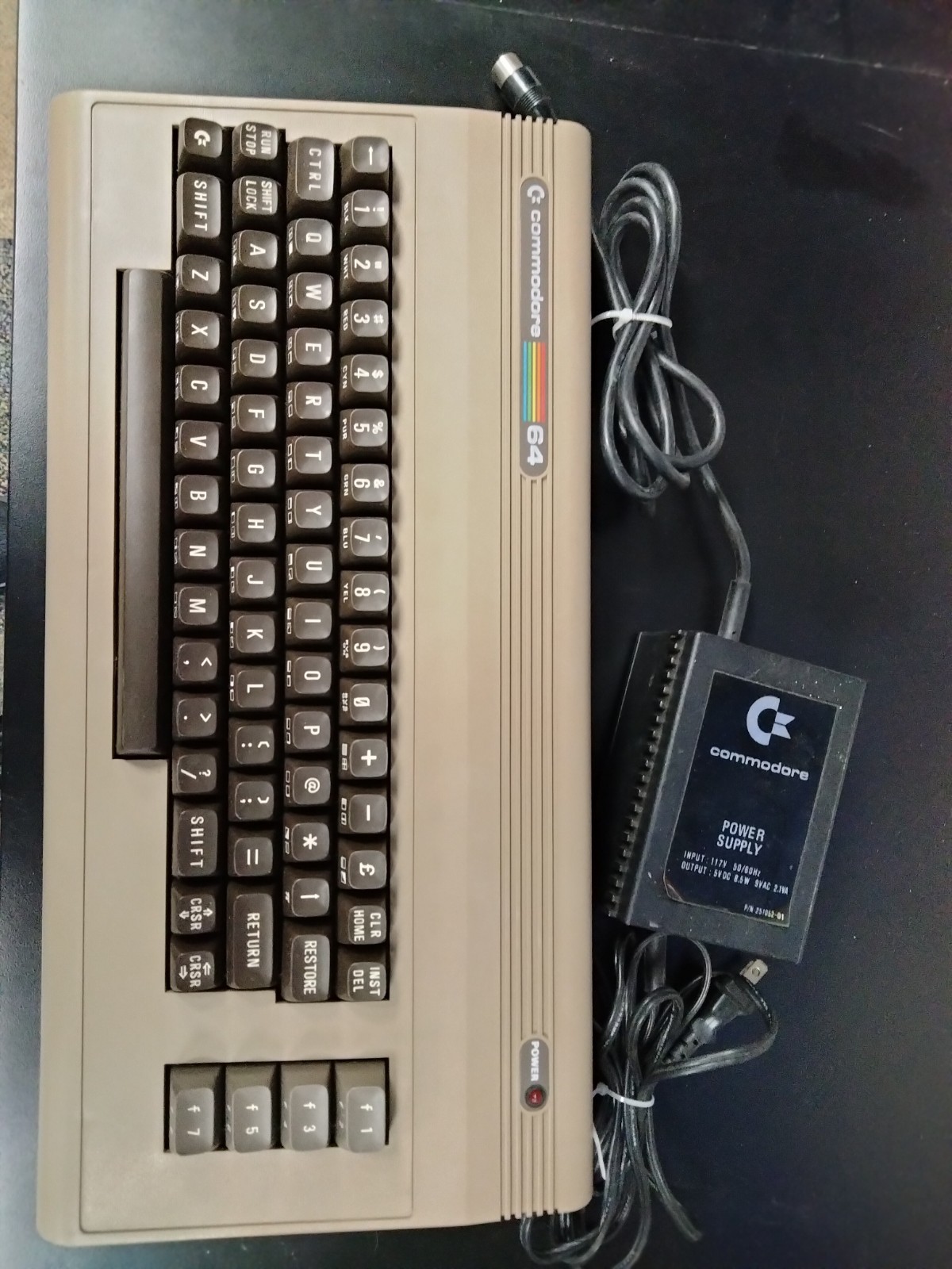 Vtg Commodore 64 Personal Computer TESTED WORKS with Power Supply Made in USA