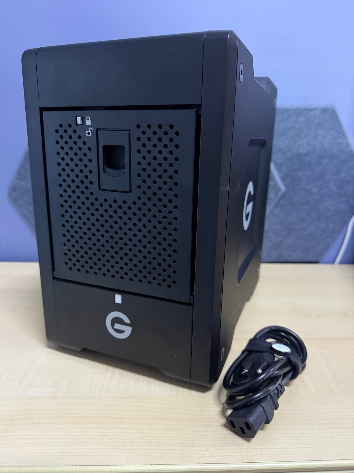 G-Technology G-SPEED Shuttle Thunderbolt 3 4-Bay Enclosure ONLY - No Hard Drives