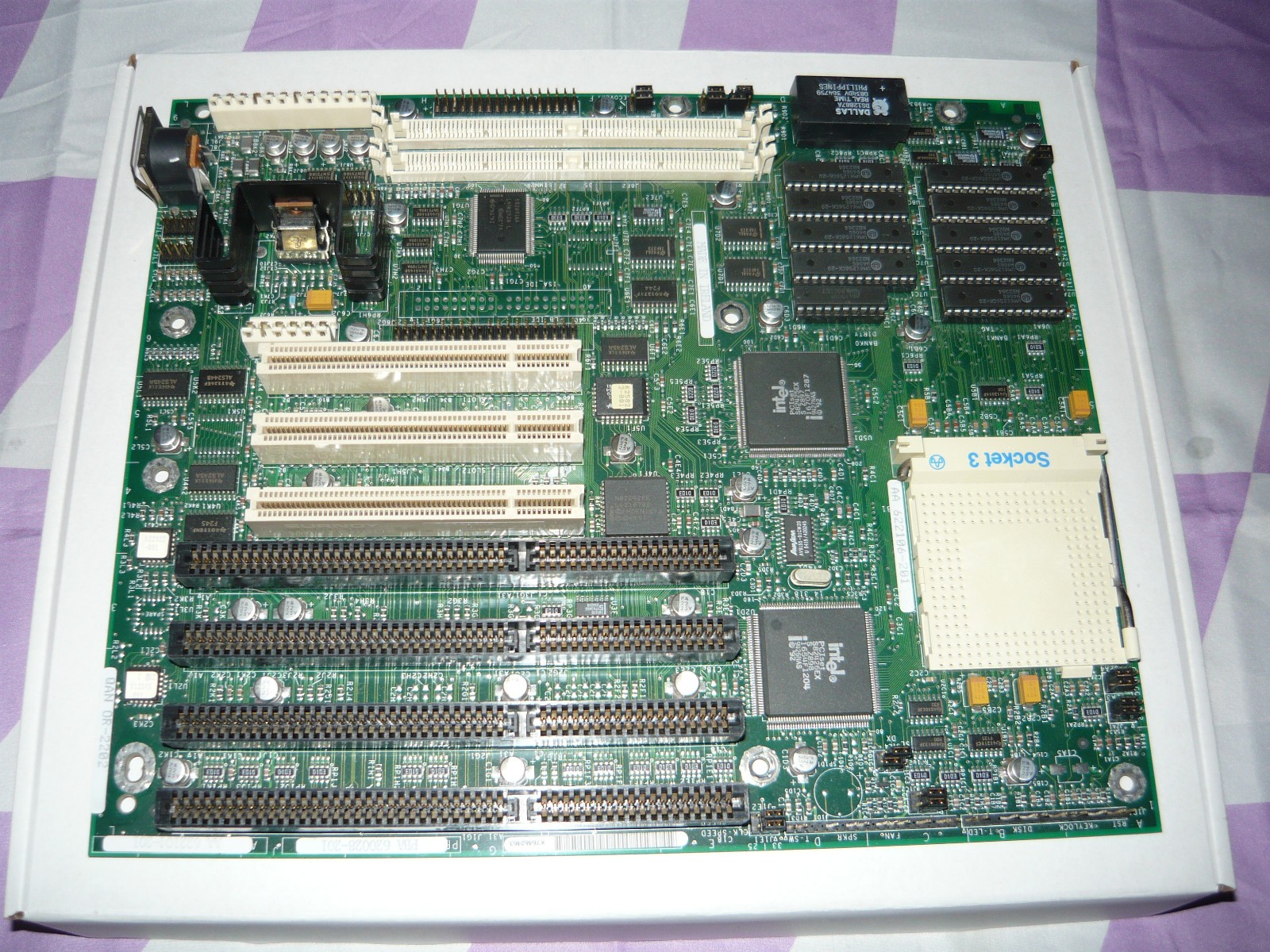 Vintage Intel Classic/PCI ED Ninja Socket 3 486 Motherboard Used Tested