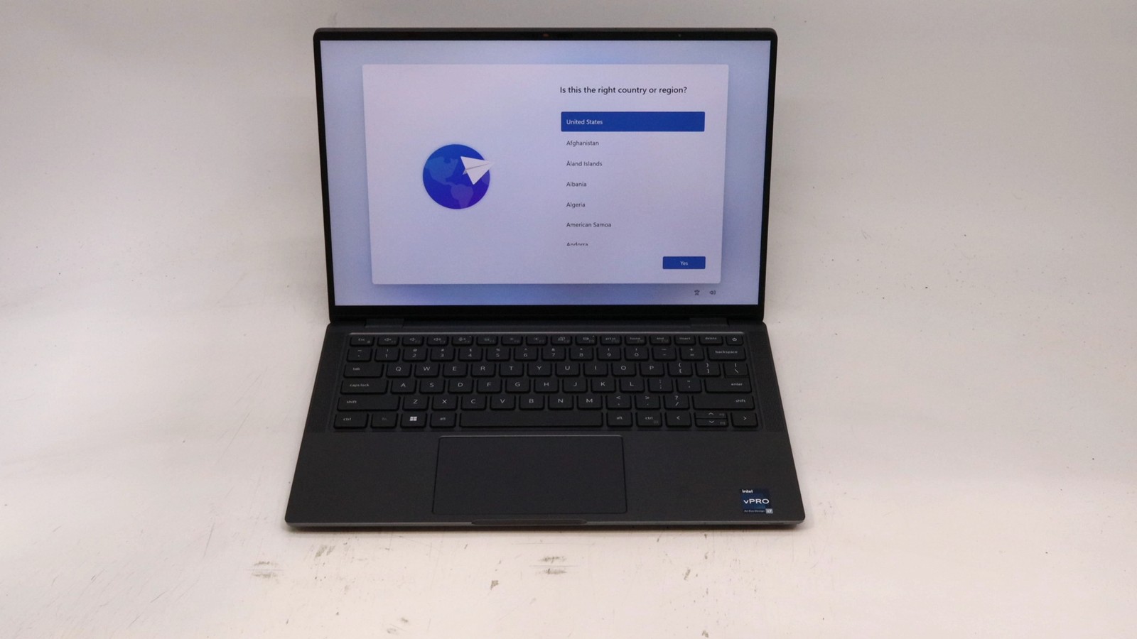Dell Latitude 9430 14" i7-1265u 32GB 1TB - Good