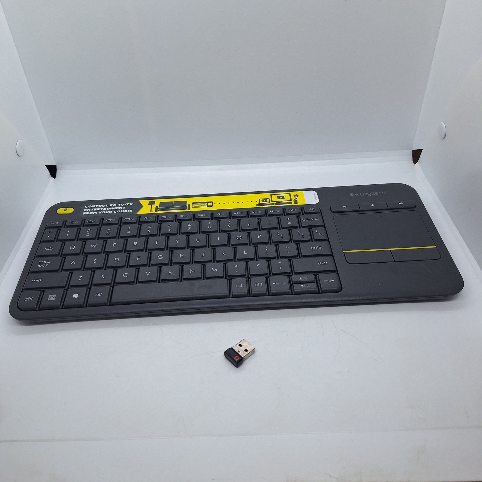 Logitech Black K400r Wireless Keyboard Touchpad & USB Unifying Receiver Tested
