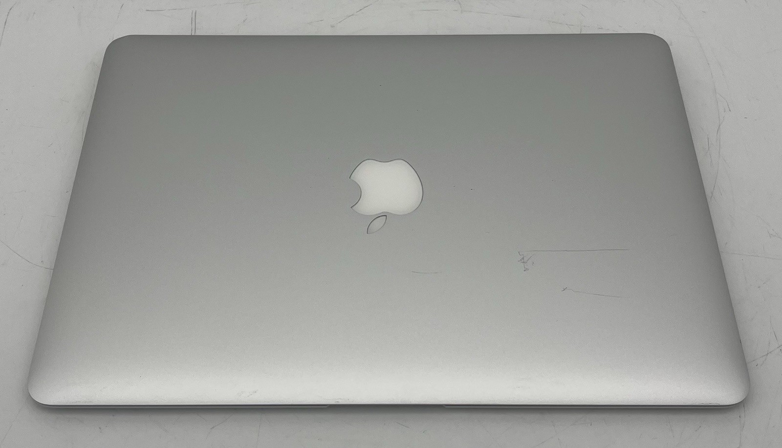 Apple MacBook Air A1466 13" Laptop w i5-5350U 1.8GHz 128GB SSD 8GB DDR3 Monterey