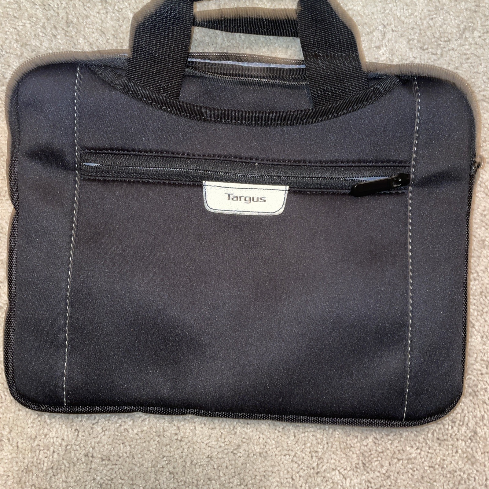 Computer  15” Targus Outer Zippered Pocket & Outside Pocket. New Never Used