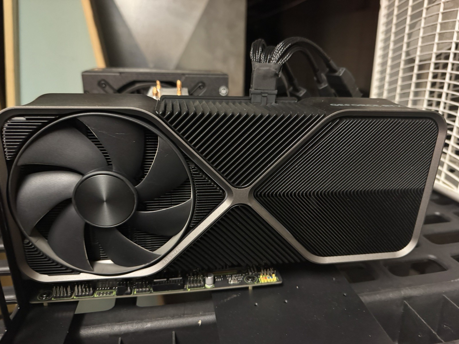 *USED* NVIDIA GeForce RTX 4090 Founders Edition 24GB GDDR6X Graphics Card