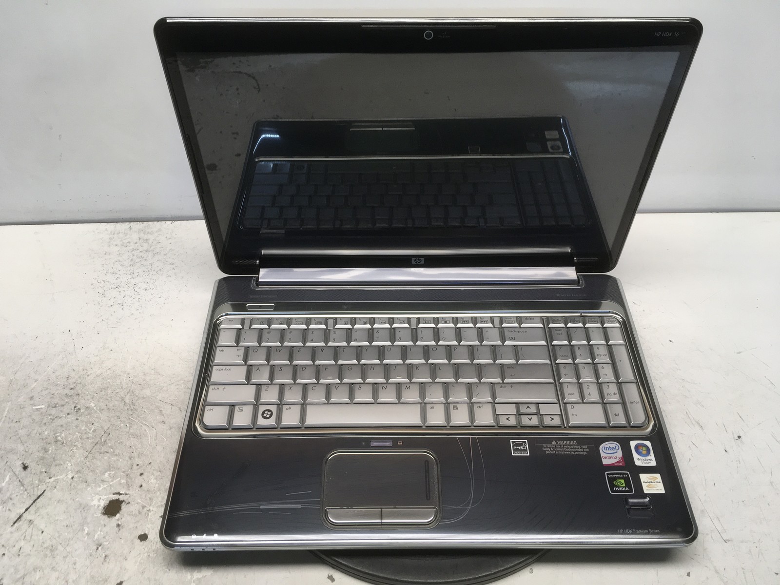 HP HDX 16 Intel Core 2 Duo P8700 2.53GHz 4 GB No HDD / Batt
