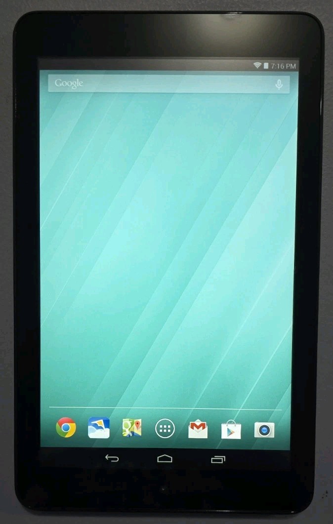 Dell Venue 8 (3830) Tablet + Logitech Keyboard Folio Bundle Excellent Condition