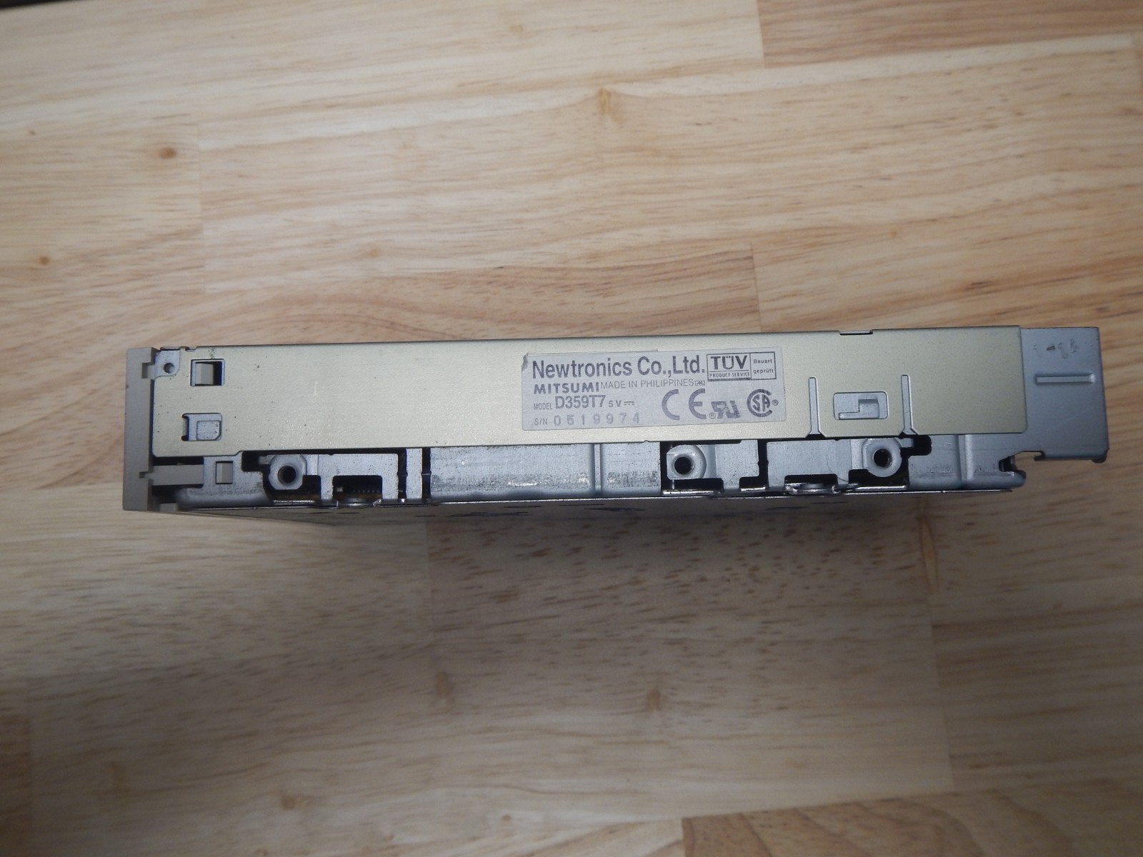 Mitsumi Newtronics DT359T7 Floppy Disk Drive (FDD) + cable