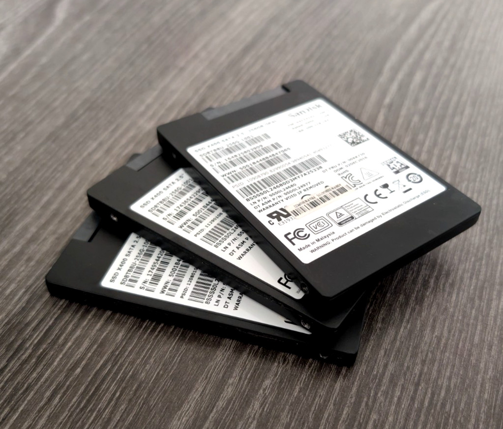 LOT of 3 SanDisk X400 256GB 2.5" SATA Internal SSD OPAL SD8TB8U-256G-1001