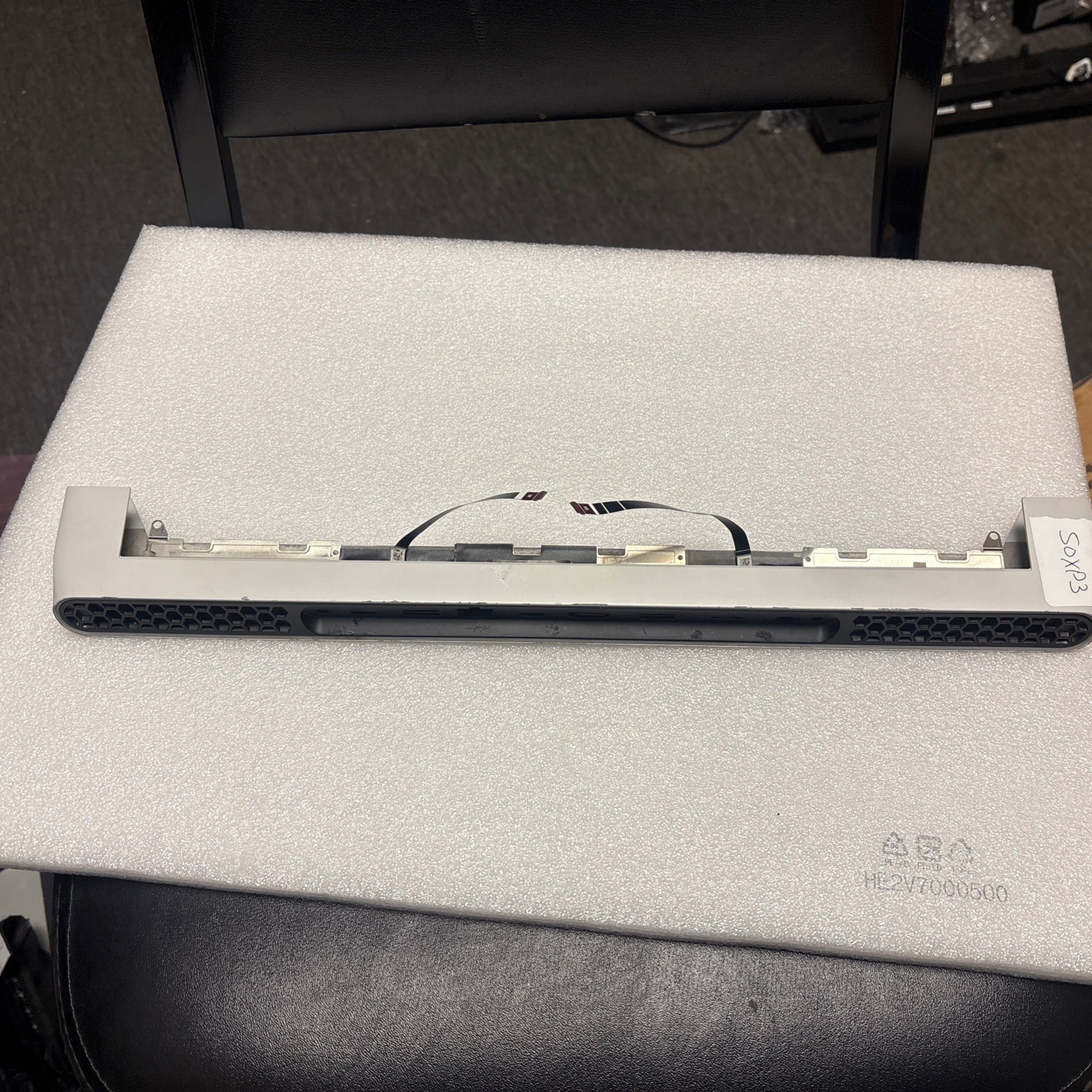 50XP3 PK37A00XX10 OEM DELL HINGE COVER WHITE ALIENWARE M51