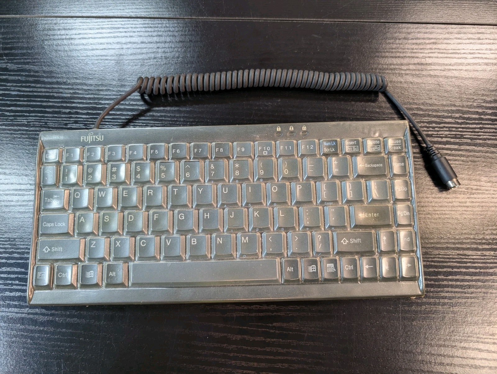 Vintage Fujitsu FMWKB3A Mobile PS/2 Keyboard PenCentra 130 Made in Japan