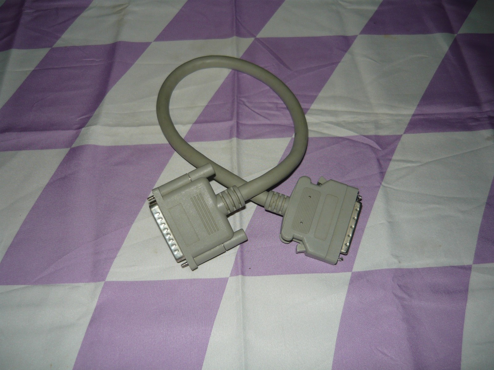 Vintage 25 Pin Male to 50 Pin HD50 SCSI Cable Used 1 Foot
