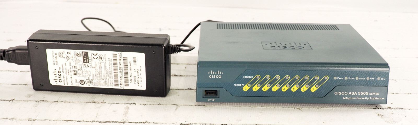 Cisco ASA5505 47-18790-04 Firewall Security Appliance ASA 5505 (with AC Adapter)