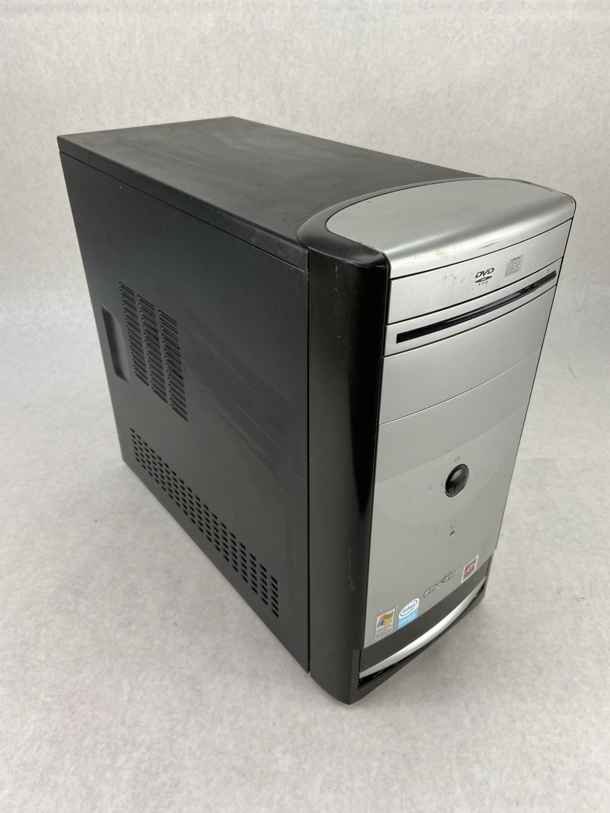 eMachines T3504 MT Intel Celeron D 3.2GHz 256MB RAM No HDD No OS