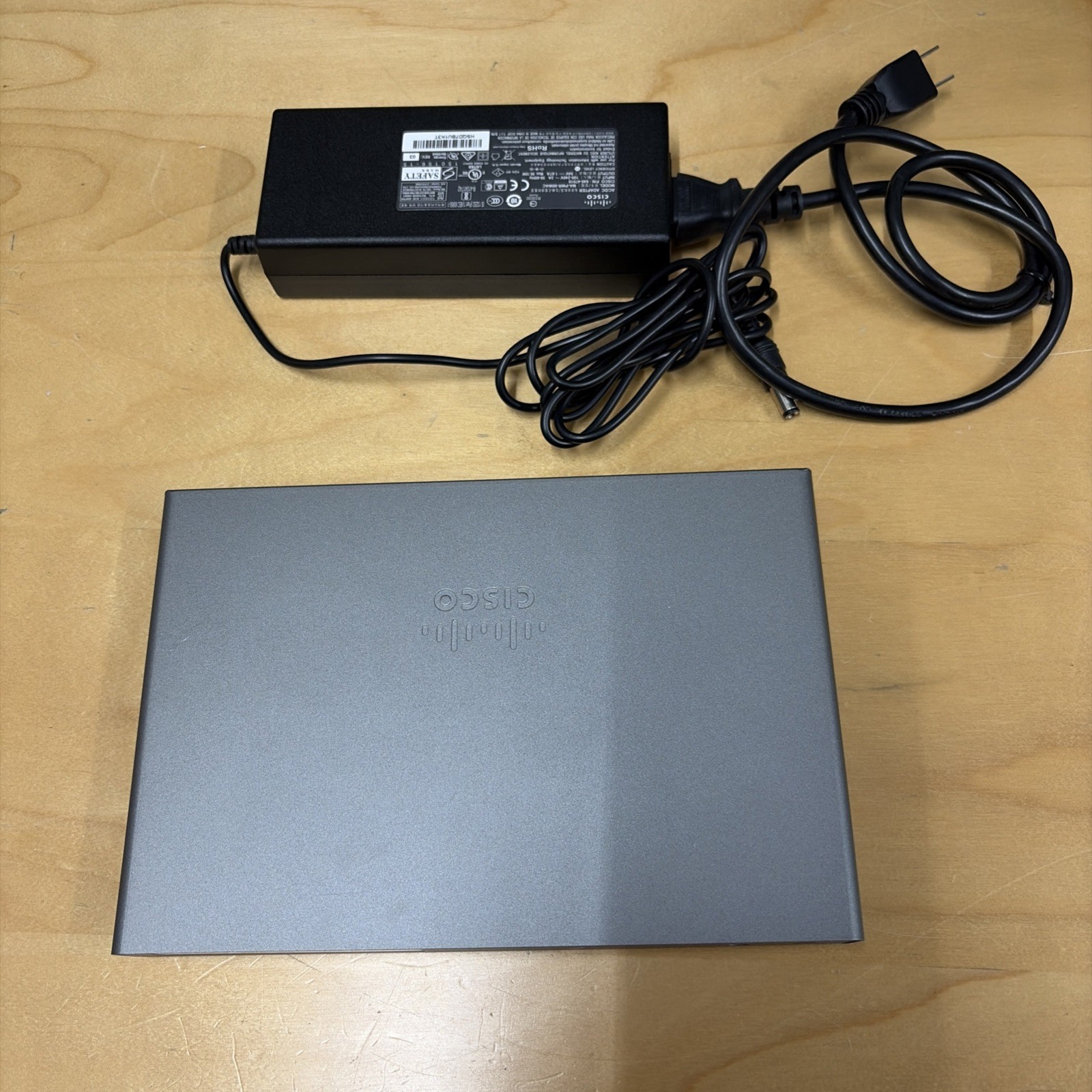 Cisco Meraki GS110-8P-HW 8-Port PoE Switch UNCLAIMED with Power Adapter