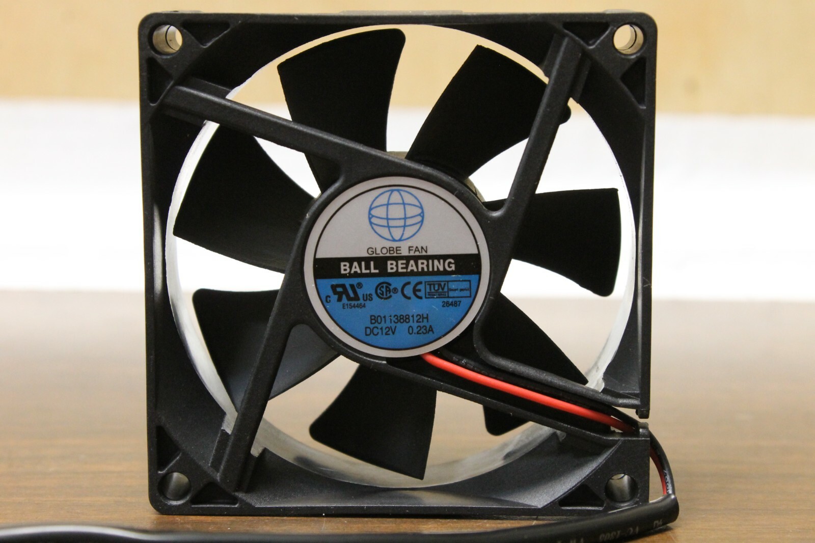Globe Ball Bearing Computer Fan Model B-01138812H 12VDC 0.23A