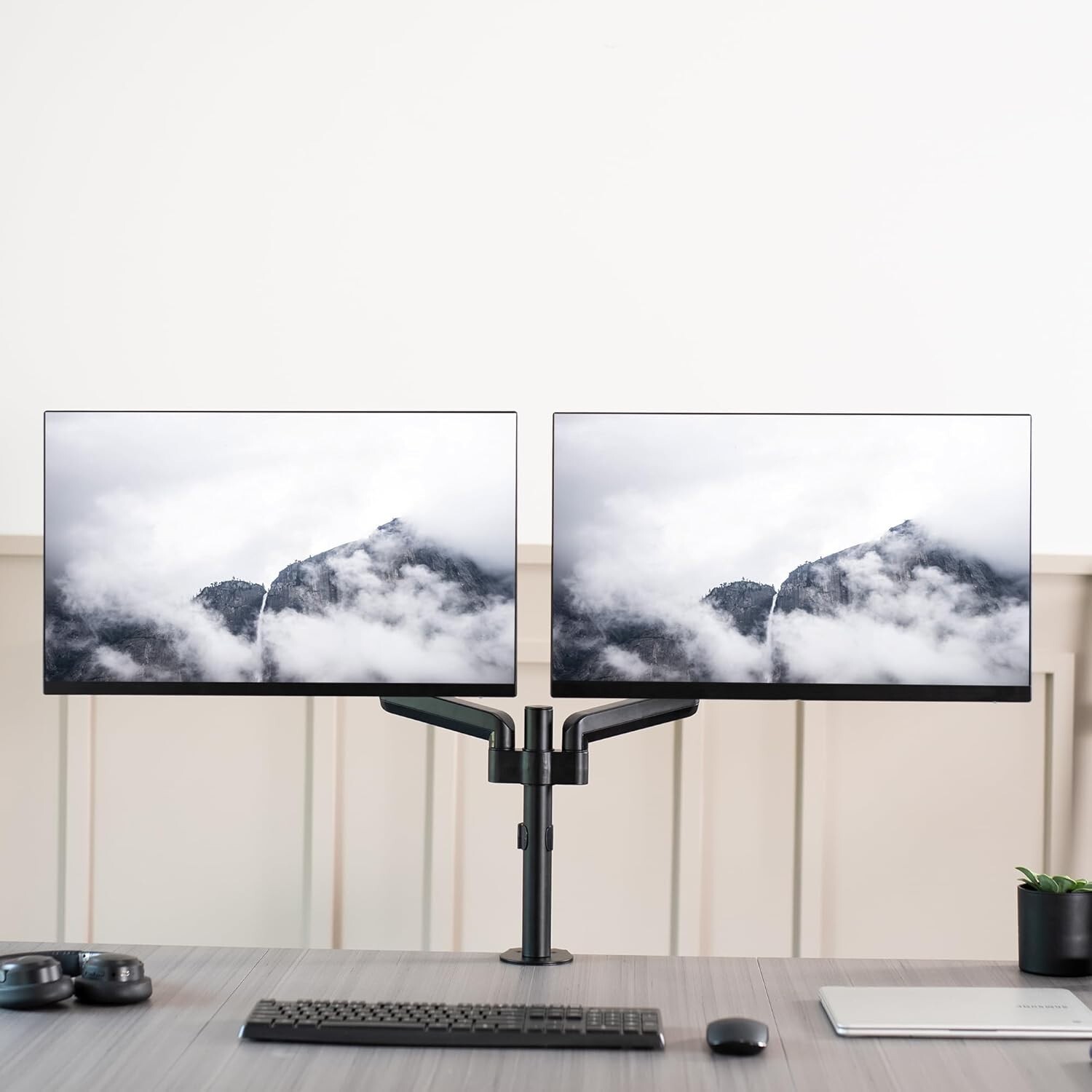 VIVO 17 to 32 inch Dual Pneumatic Monitor Mount, 2 Pneumatic Arms, Adjustable
