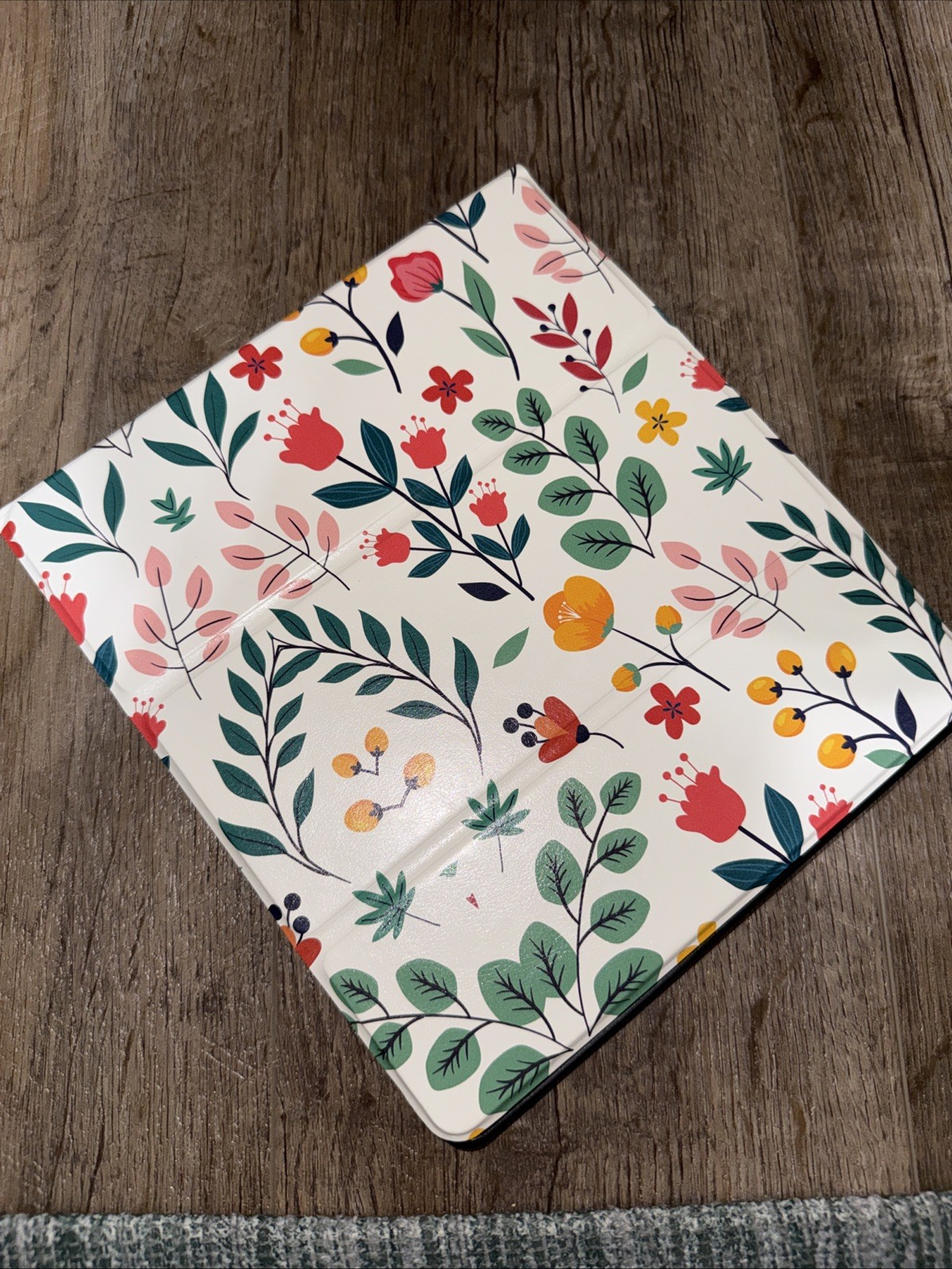 CoBak Case for Tablet Reader 10.2"2022-2024 Released with Pen Holder, Floral Sea