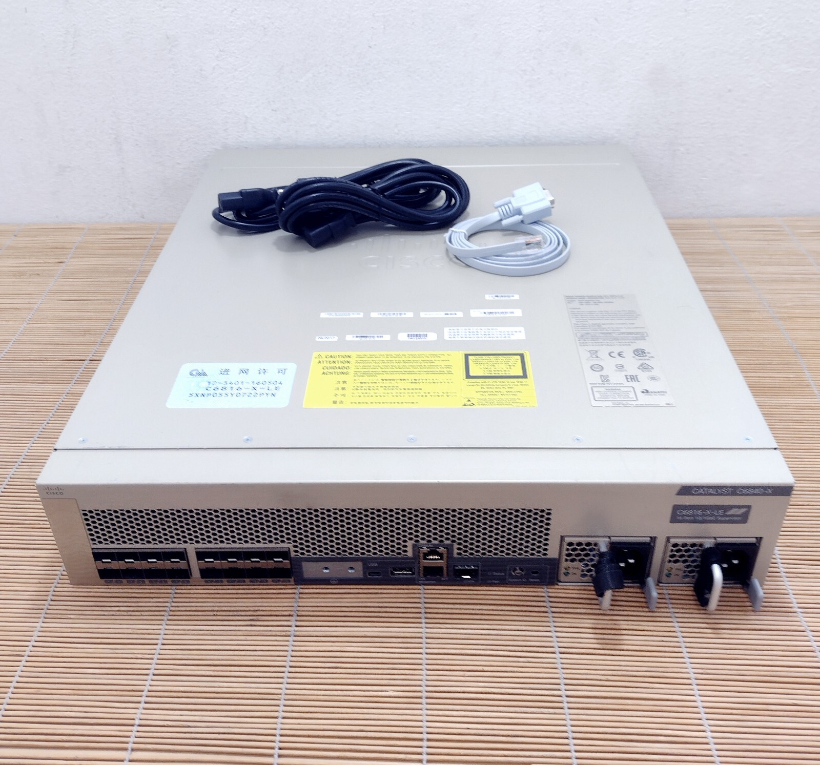 Cisco C6816-X-LE Catalyst 6816-X Chassis Standard Tables 16x SFP+ Dual AC PWR
