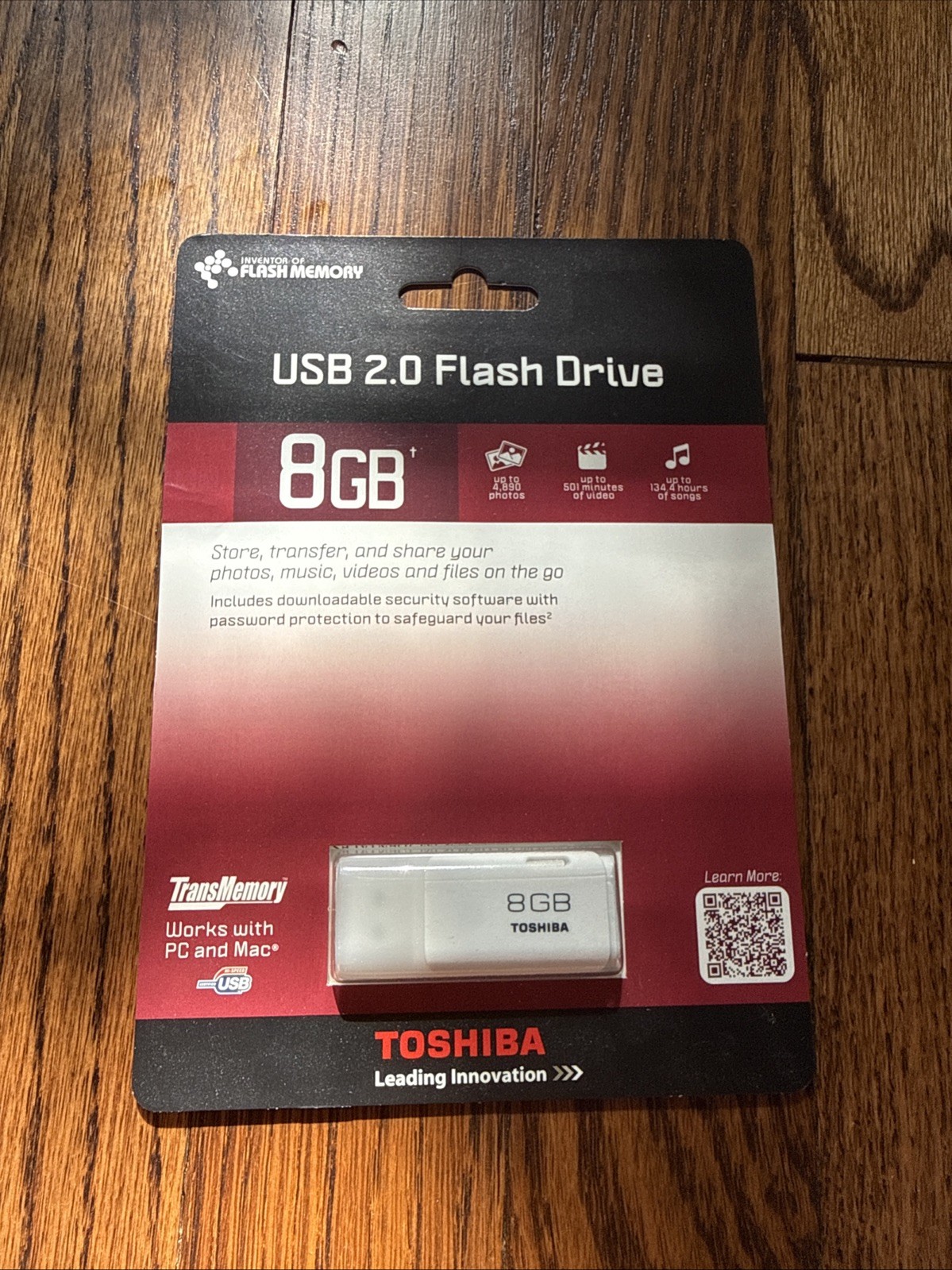 Toshiba TransMemory USB 2.0 Flash Drive 8 GB