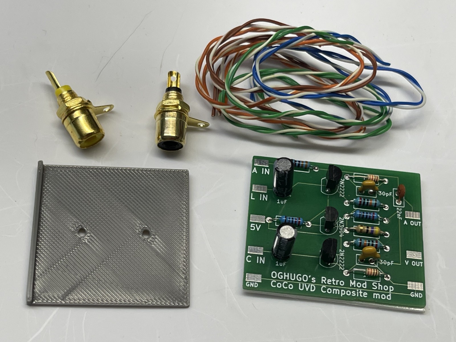 Universal Video Driver (UVD) Tandy Coco Color Computer Composite Video Audio PCB