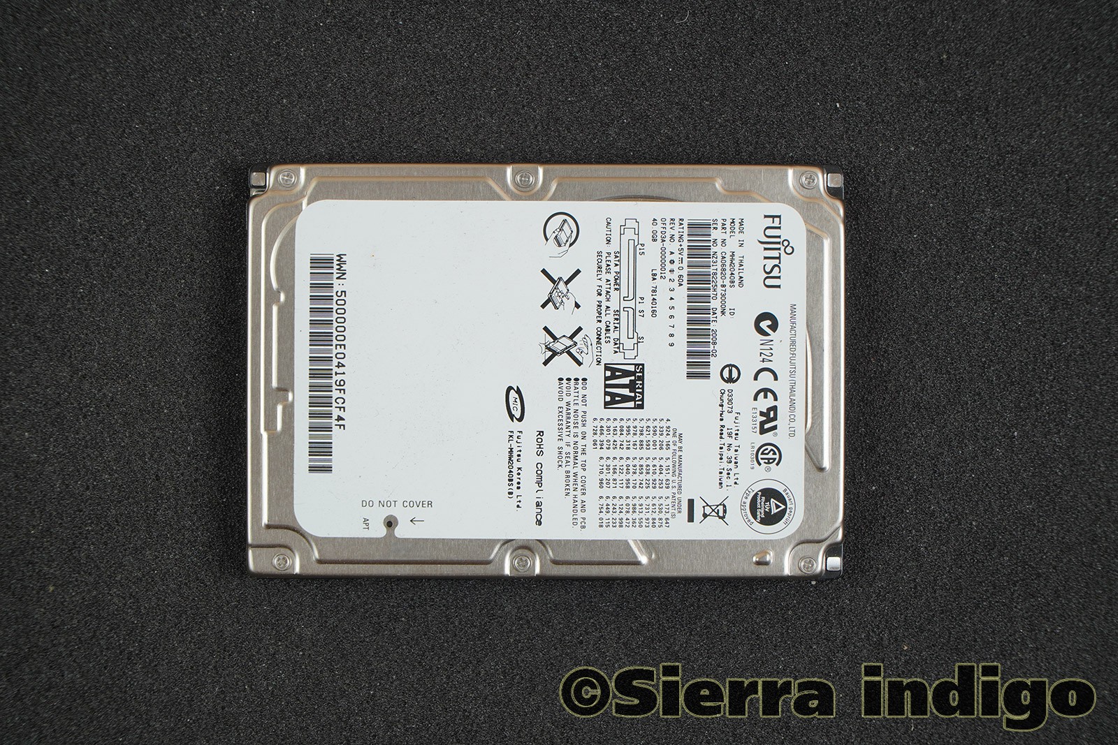 Fujitsu MHW2040BS CA06820-B73000NK 2.5"40GB SATA Disk Drive