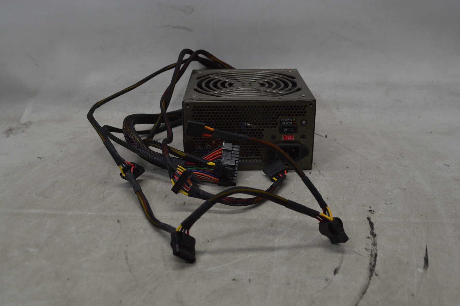 Thermaltake TR2 RX-450 Power Supply