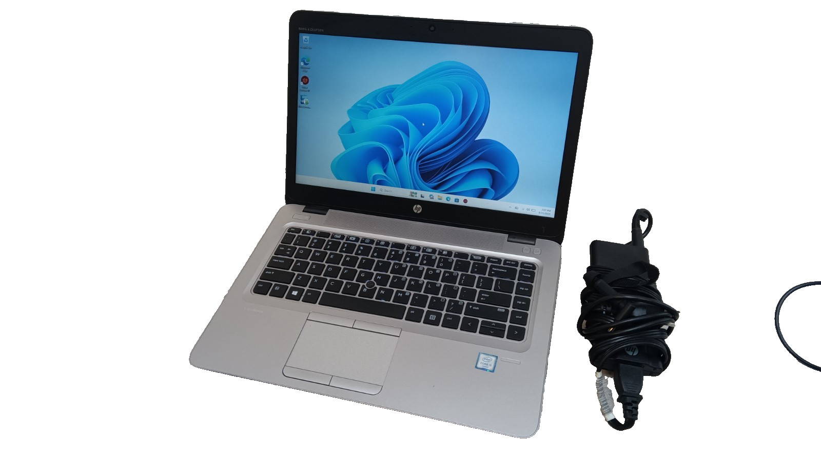 HP Elitebook 840 G3 i5-6200U 2.4GHz 12GB Ram 128GB NVMe 1TB HDD WiFi Win11