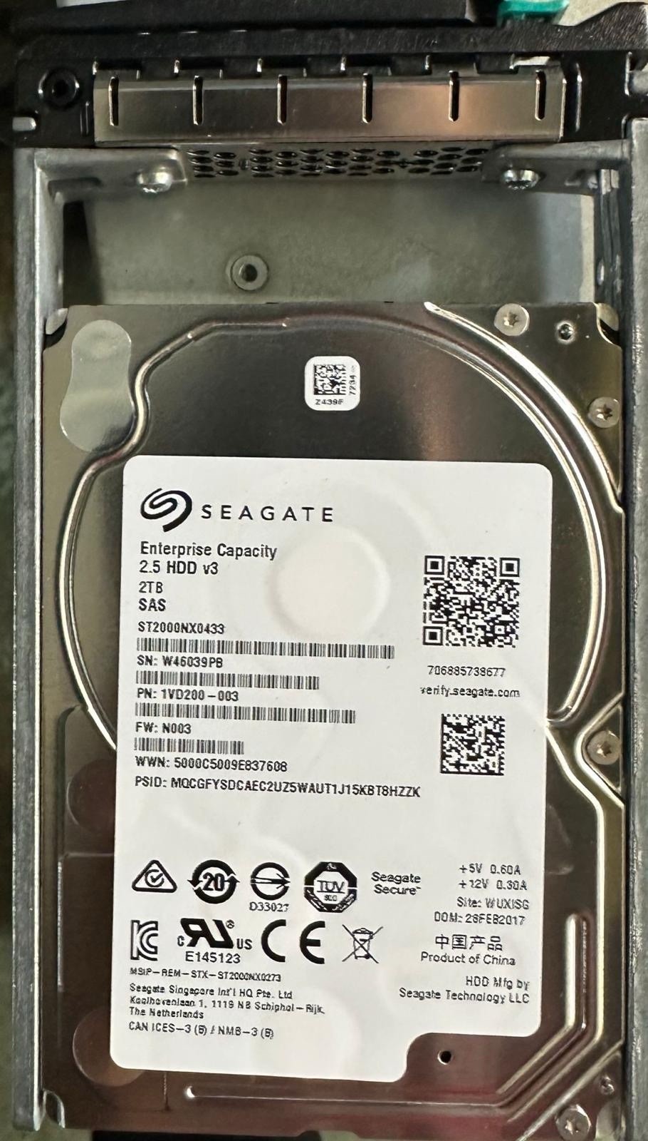 SEAGATE ST2000NX0433 1VD200-175 2TB SAS 2.5" 7.2K RPM 12Gbps HDD