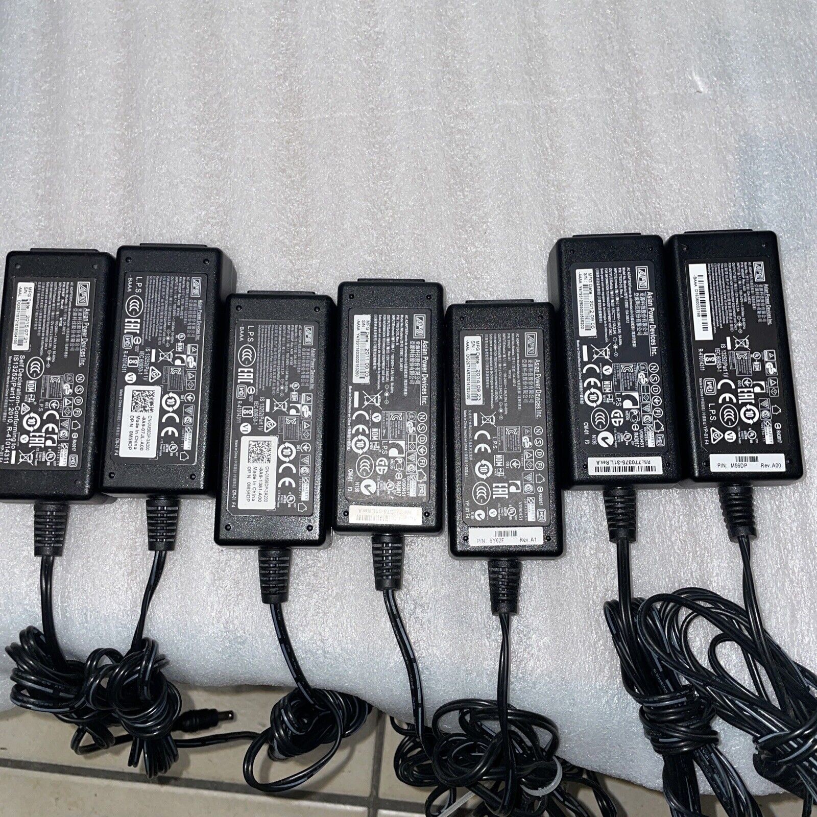 7 x 12V 2.5A 30W Power Adapter DA-30E12 for Wyse APD Thin Client (+ power cords)