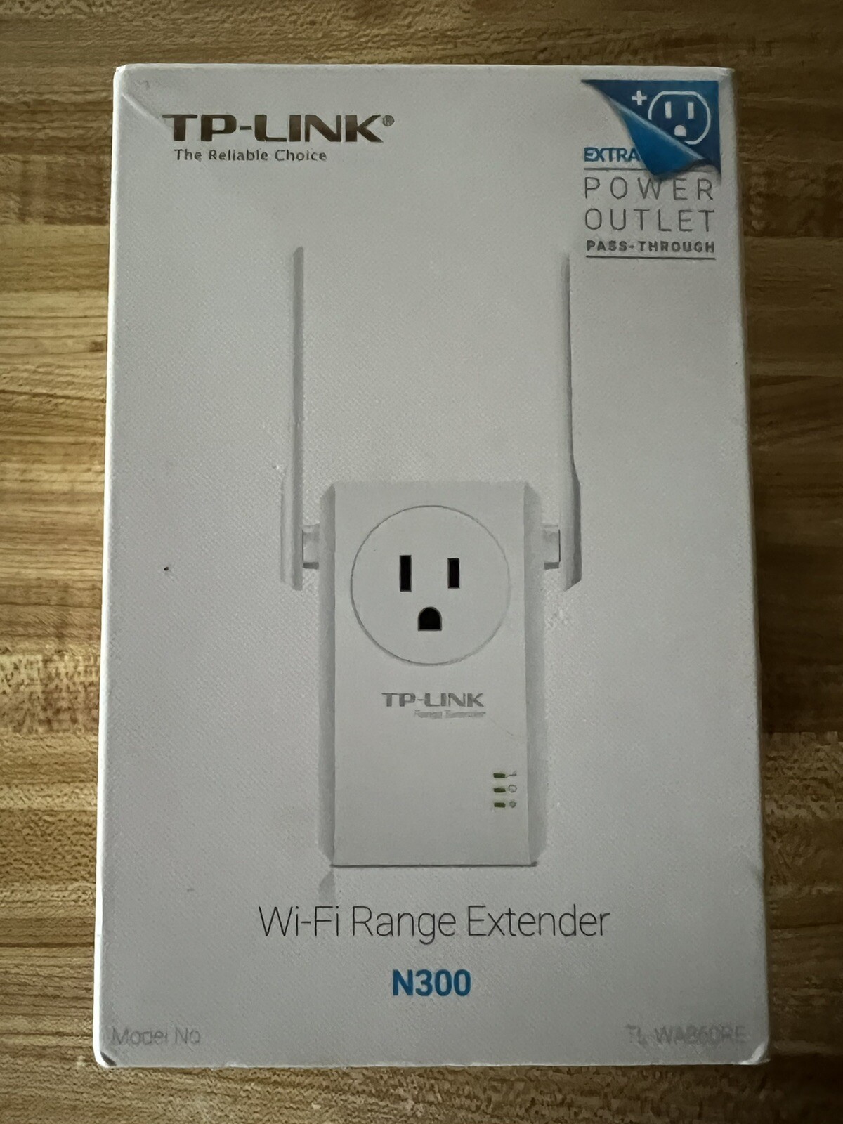 TP-LINK 300Mpbs Wi-Fi Range Extender Power Outlet Pass-though TL-WA860RE