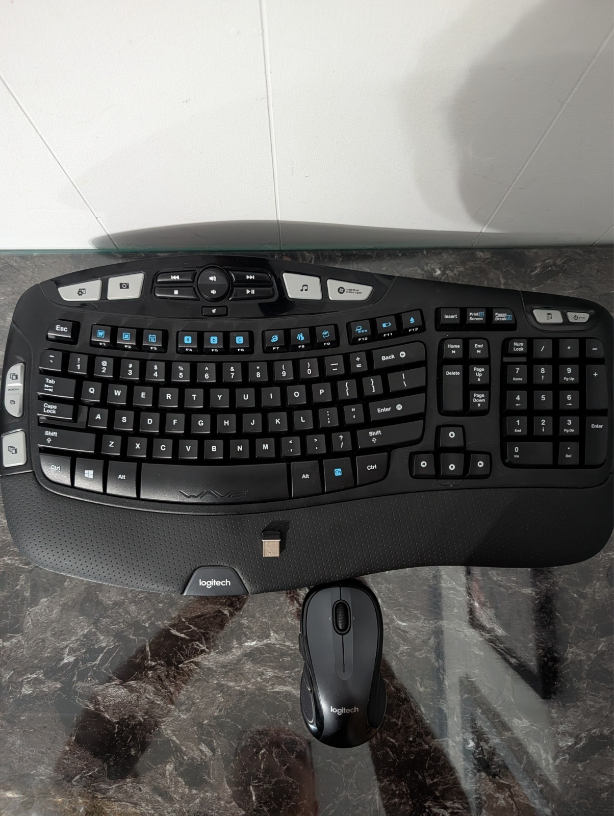 Logitech Wireless Wave Keyboard K350 + M310 Mouse + USB Dongle