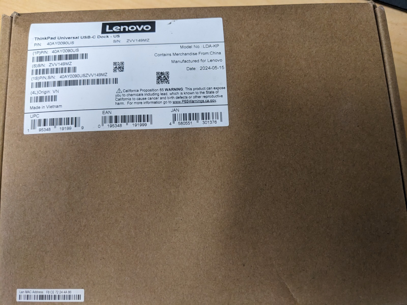Lenovo 40AY0090US ThinkPad Universal USB-C Docking Station - Black