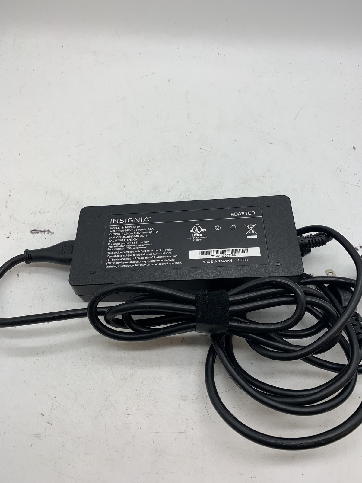 Insignia NS-PWL9180 19V 9.47A Ac Laptop Adapter w/ Removeable Tip ~ FREE S/H