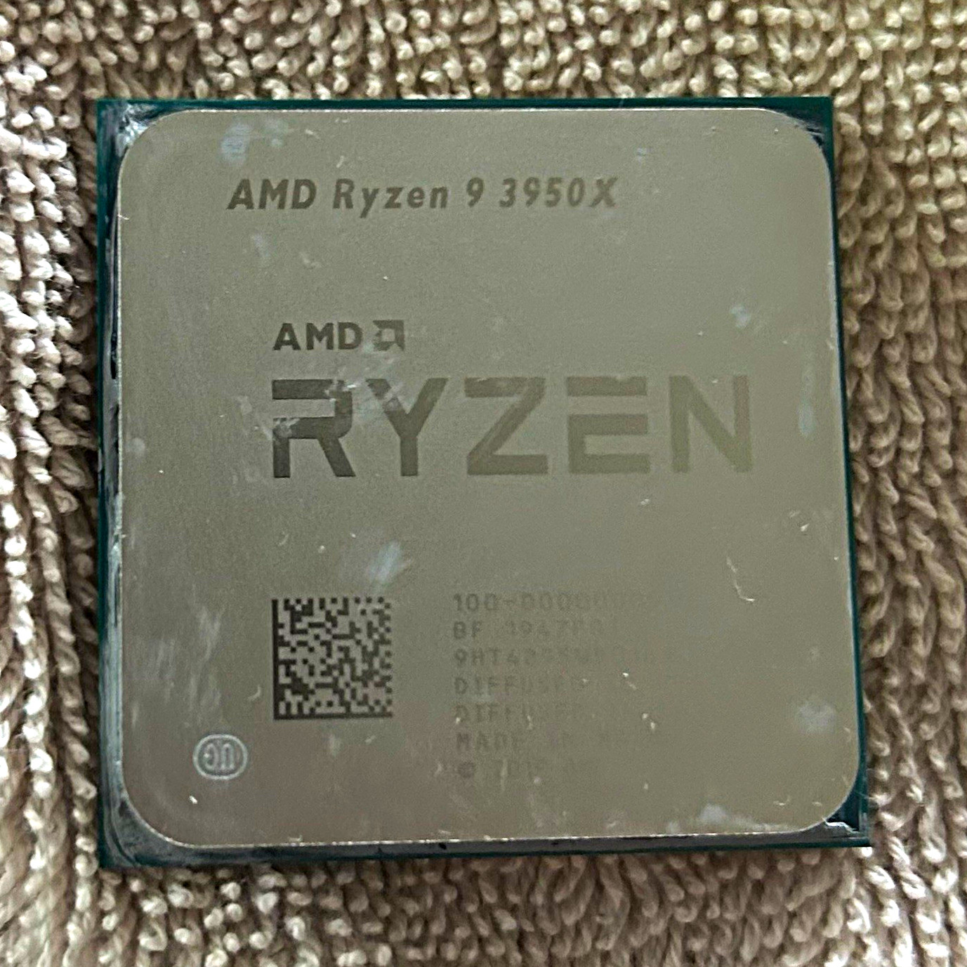 AMD Ryzen 9 3950X 16-Core 3.5GHz Socket AM4 CPU