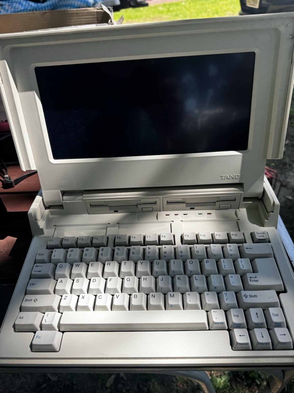 VINTAGE Tandy 1400 LT Personal Computer Original Great Shape  *AS-IS*