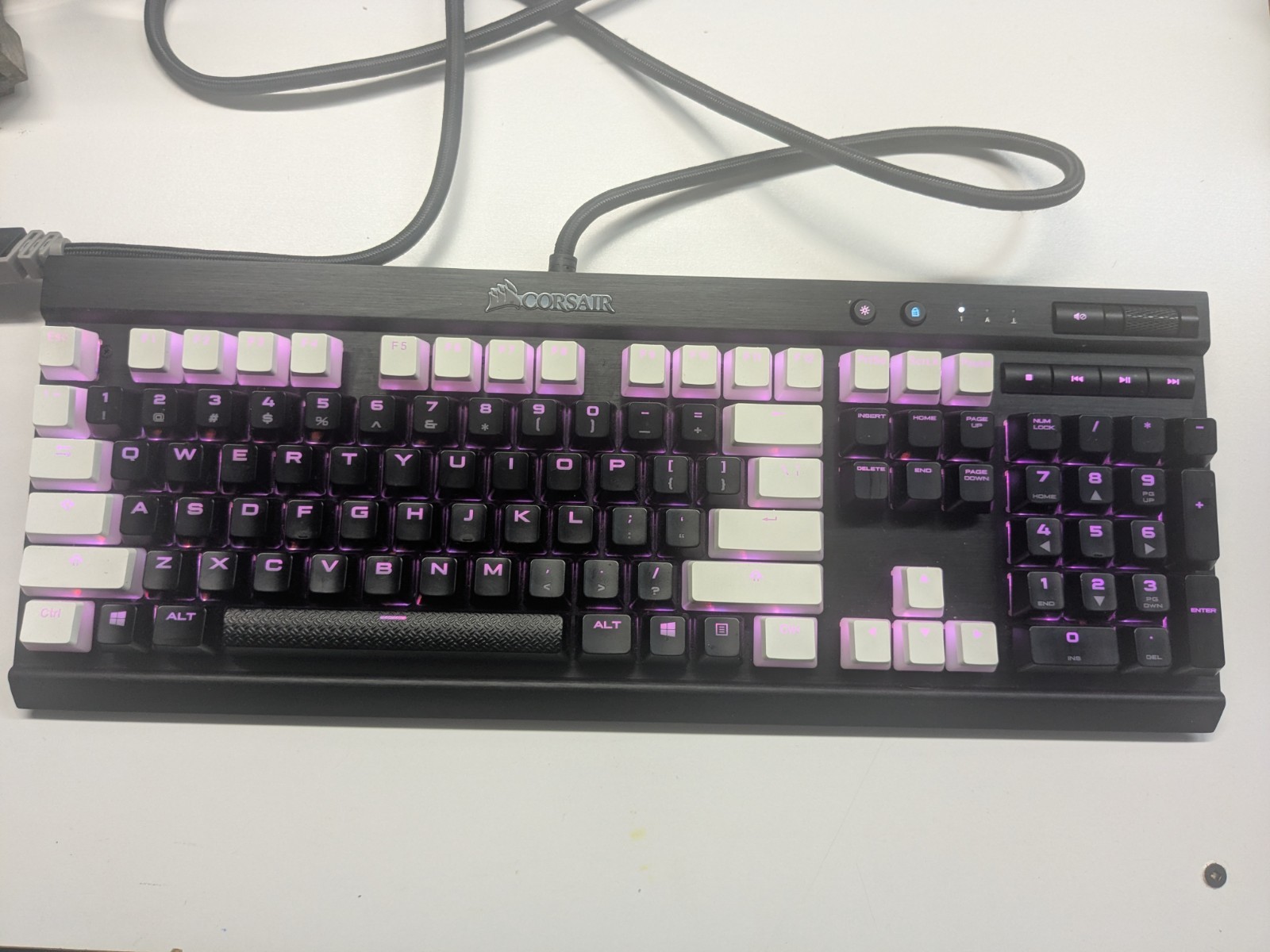 Corsair K70 RGB MK.2 SE RAPIDFIRE Mechanical Gaming Keyboard White PBT