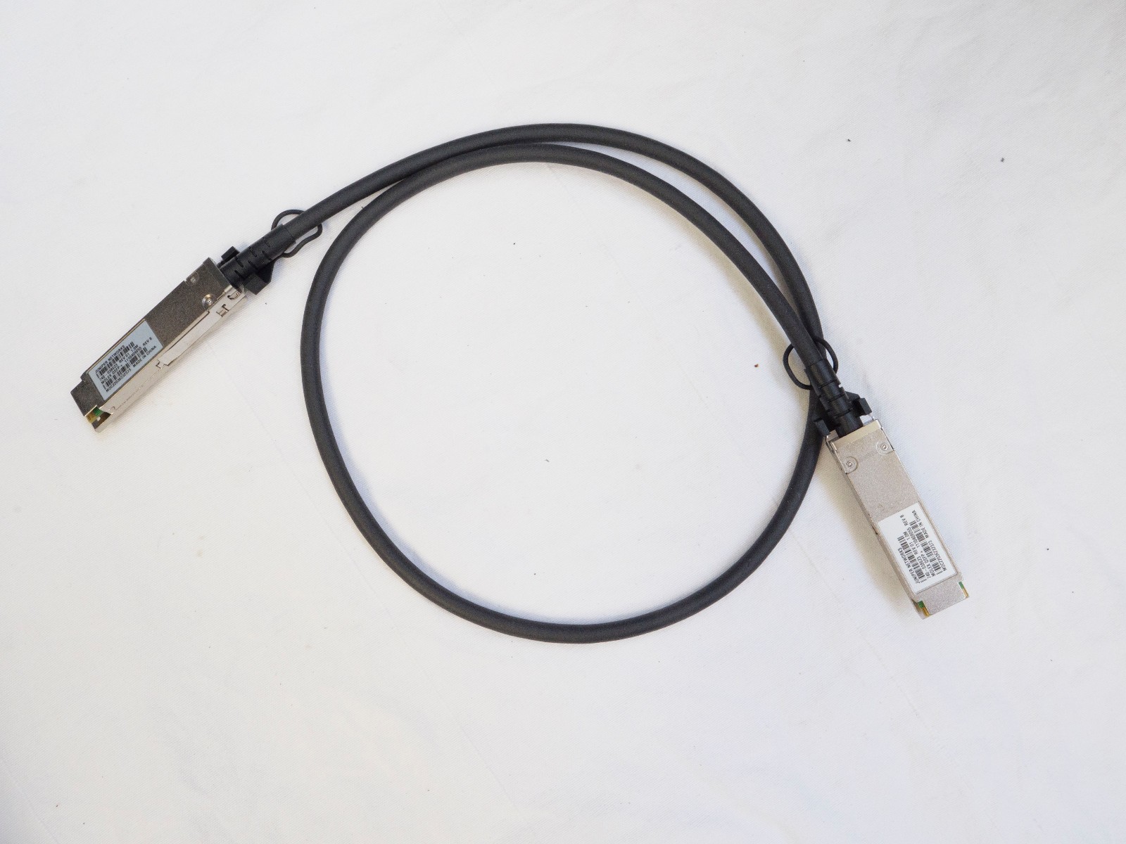 Juniper 740-038623 Rev 01 Molex QSFP+ 1110409055 1 Meter Used