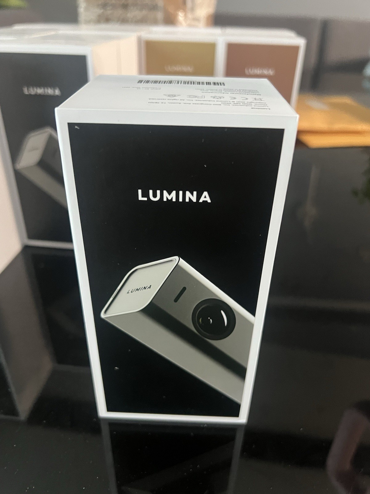 Lumina 4K Webcam: Studio-Quality Webcam Powered by AI. Look Great on Every SH31