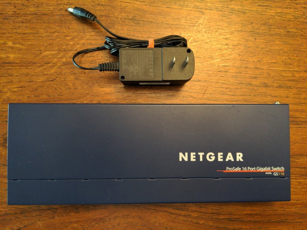 NETGEAR ProSafe GS116 V2 16-Port Gigabit Switch - Near Mint, TESTED w/ OEM Power