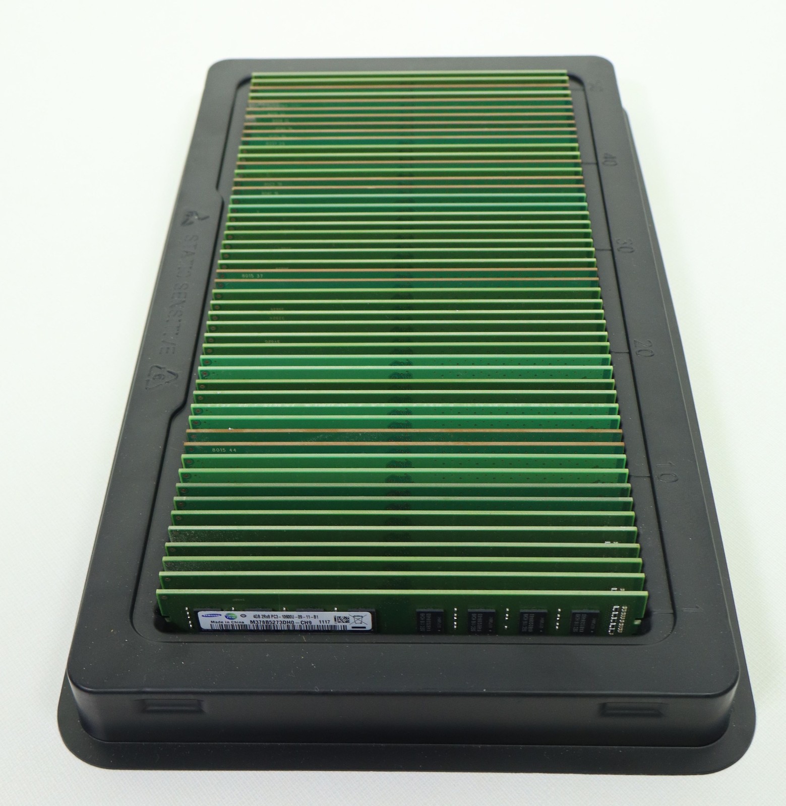 Lot 50x 4GB PC3-10600U 2Rx8 DDR3 Samsung Desktop RAM
