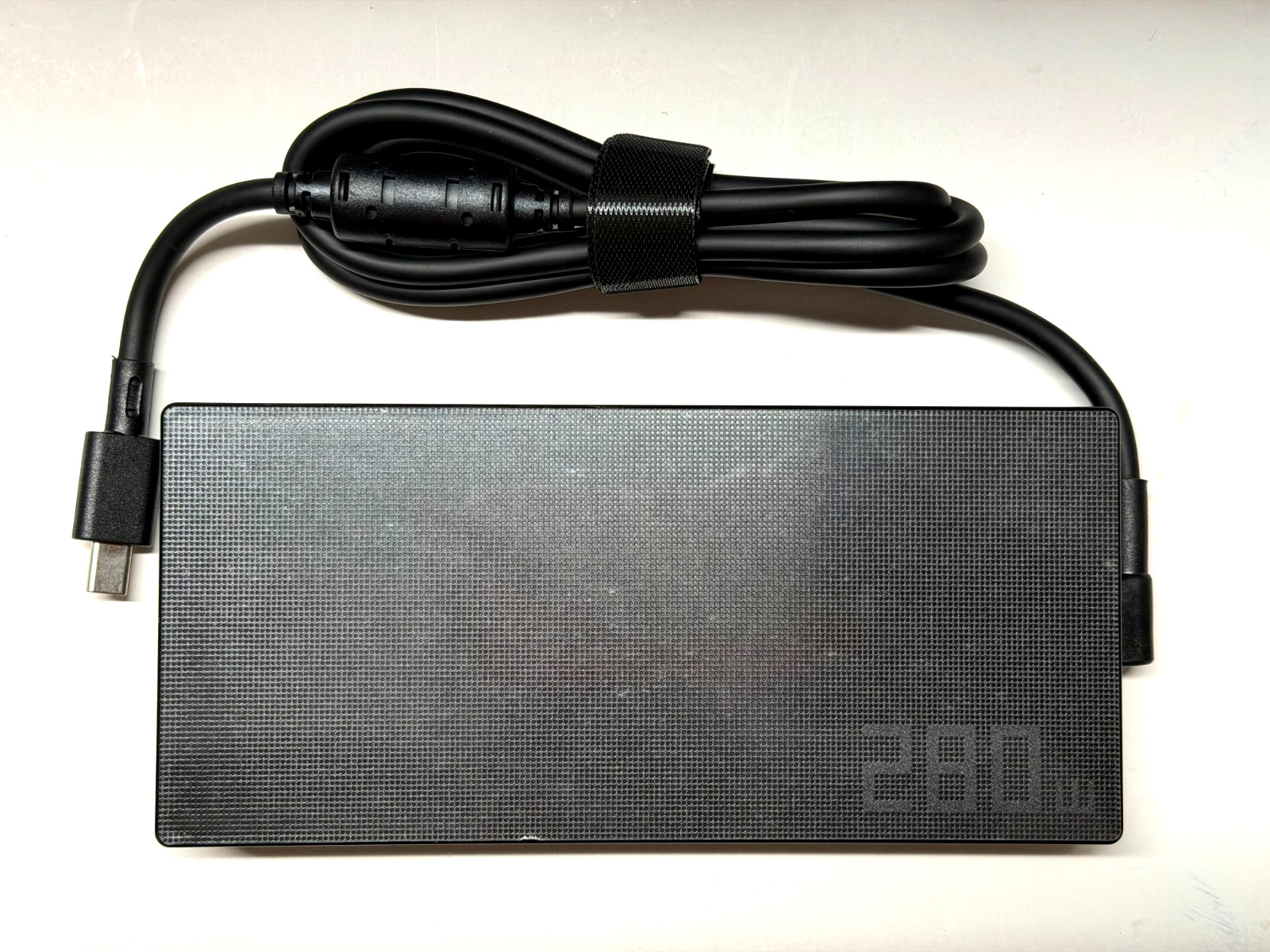 Genuine ASUS ROG 280W Charger A22-280P1B ADP-280EB B 20V 14A Rectangle Connector