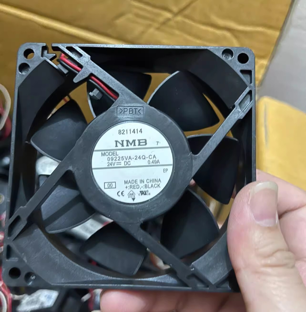 NMB 09225VA-24Q-CA 9225 DC24V 0.49A 9CM 2-Wire Inverter Cooling Fan
