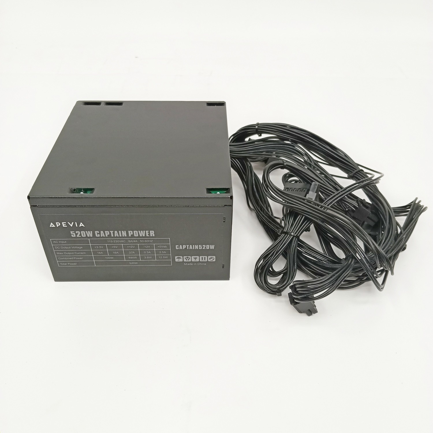 Apevia 520W Captain Power 115/230V Switch - Used
