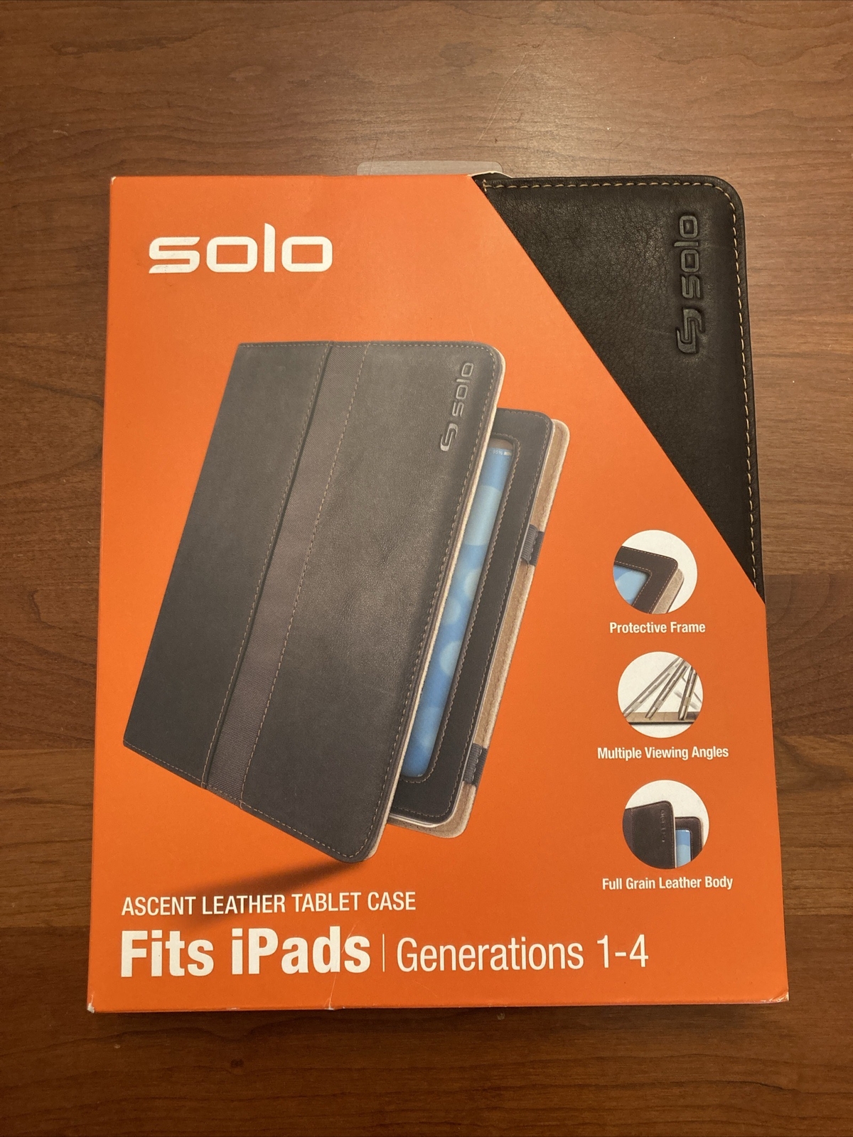 Solo Premium Cases Leather Ascent For IPad Generation 1, 2, 3 and 4. VTA210-